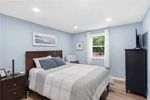 36 Mary Beth Dr, Warwick, RI 02886 - Photo 13
