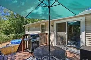36 Mary Beth Dr, Warwick, RI 02886 - Photo 21
