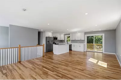 8 Fairgreen Drive, West Warwick, RI 02893 - Photo 3