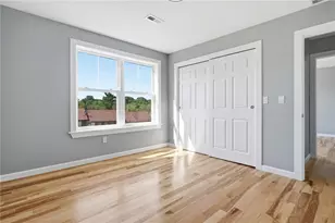 8 Fairgreen Dr, West Warwick, RI 02893 - Photo 15