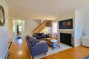 9 Narragansett Ave, Newport, RI 02840 - Photo 11