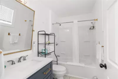 64 Duncan Avenue, Providence, RI 02906 - Photo 9