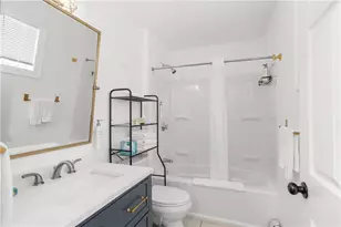 64 Duncan Ave, Providence, RI 02906 - Photo 9