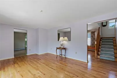 813 South Road, South Kingstown, RI 02879 - Photo 9