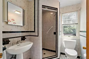 813 S Rd, South Kingstown, RI 02879 - Photo 19