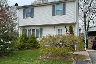 27 Hidden Valley Ln, Lincoln, RI 02865 - Photo 3