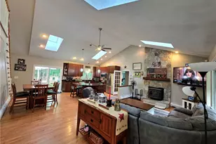 1184 Fish Hill Rd, West Greenwich, RI 02817 - Photo 15