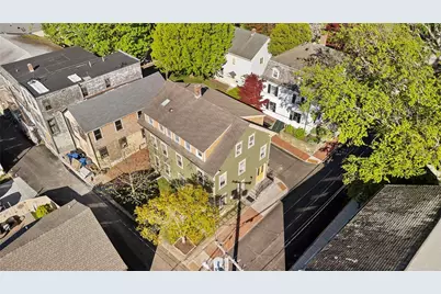 18 Barney Street #3, Newport, RI 02840 - Photo 37