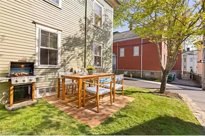 18 Barney Street #3, Newport, RI 02840 - Photo 35