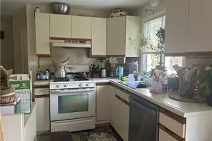 16 Manville Ave, Lincoln, RI 02838 - Photo 17