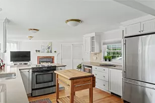 2 Woollett Ct, Barrington, RI 02806 - Photo 19