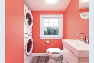 13 Lucas Avenue, Newport, RI 02840 - Photo 17
