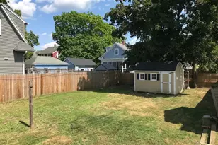100 Centre St, East Providence, RI 02916 - Photo 23