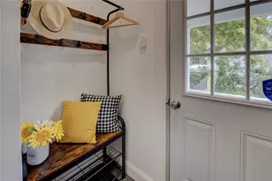 79 Hawthorne Ave, Cranston, RI 02910 - Photo 7