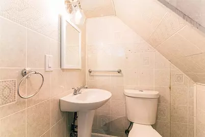 97 Williams Avenue, East Providence, RI 02914 - Photo 33