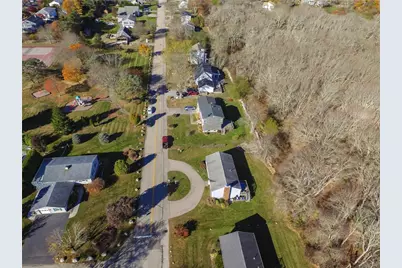 101 Sakonnet Boulevard, Narragansett, RI 02882 - Photo 17