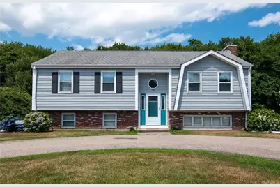 101 Sakonnet Boulevard, Narragansett, RI 02882 - Photo 1