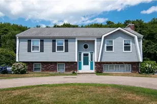 101 Sakonnet Blvd, Narragansett, RI 02882 - Photo 1
