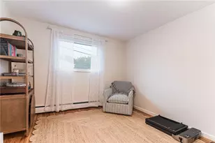 25 Stony Brook Dr, Cranston, RI 02920 - Photo 21