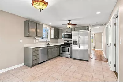 105 Branch Avenue, Cumberland, RI 02864 - Photo 11