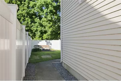 105 Branch Avenue, Cumberland, RI 02864 - Photo 31