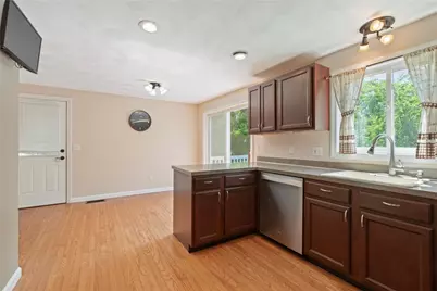 210 Morris Street, Cumberland, RI 02864 - Photo 15