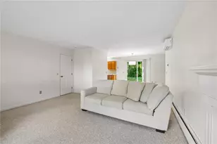 8 Cinnamon Ln, Narragansett, RI 02874 - Photo 7