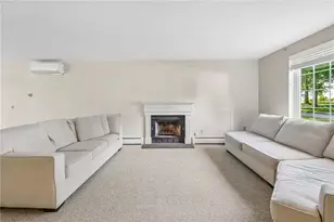 8 Cinnamon Ln, Narragansett, RI 02874 - Photo 5