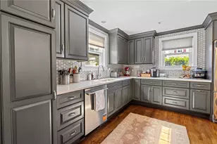 698 High St, Cumberland, RI 02864 - Photo 15