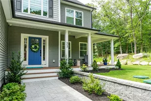 22 Saddlebrook Dr, Warwick, RI 02818 - Photo 5