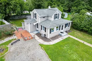 239 Welfare Ave, Warwick, RI 02888 - Photo 3