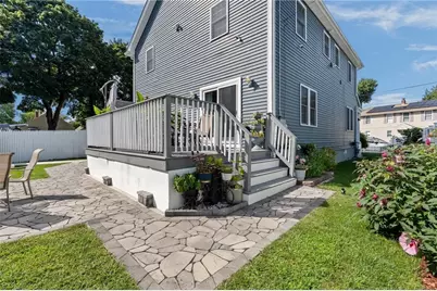 88 Reservoir Avenue, Pawtucket, RI 02860 - Photo 27