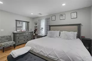 88 Reservoir Ave, Pawtucket, RI 02860 - Photo 13