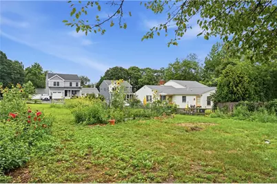 96 Silver Spring Avenue, East Providence, RI 02915 - Photo 3