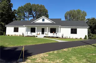 20 Eva Ln, Cranston, RI 02921 - Photo 1