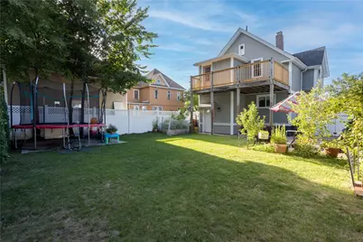26 Oakland Avenue, Cranston, RI 02910 - Photo 11