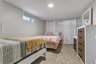 98 Wadsworth St, Providence, RI 02907 - Photo 27