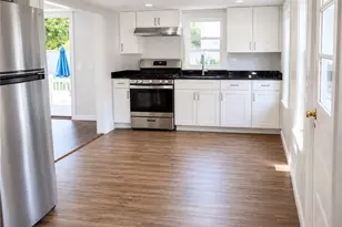 115 Rock Ave, Warwick, RI 02889 - Photo 3