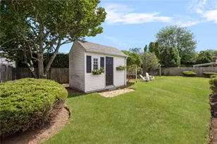 135 Beverly Rd, East Providence, RI 02915 - Photo 29