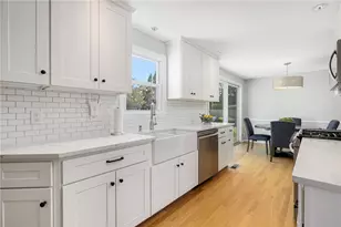 135 Beverly Rd, East Providence, RI 02915 - Photo 17