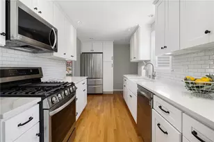 135 Beverly Rd, East Providence, RI 02915 - Photo 15