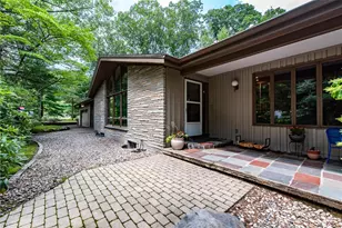 165 Kent Dr, East Greenwich, RI 02818 - Photo 1