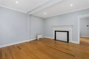 74 John St, Providence, RI 02906 - Photo 9