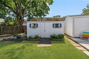 7 Woodbine St, East Providence, RI 02915 - Photo 41
