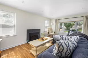 7 Woodbine St, East Providence, RI 02915 - Photo 7