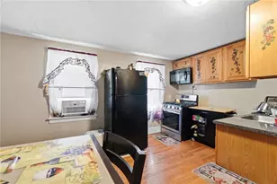 55 Rebekah St, Woonsocket, RI 02895 - Photo 17
