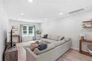 72 Wilbur Rd, Lincoln, RI 02865 - Photo 3
