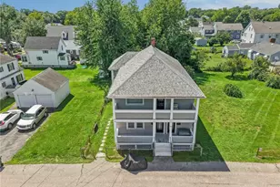 46 E St, Bristol, RI 02809 - Photo 19