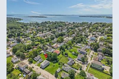 46 E Street, Bristol, RI 02809 - Photo 3