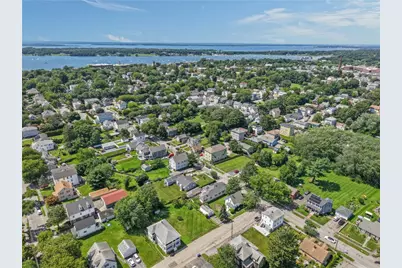 46 E Street, Bristol, RI 02809 - Photo 21